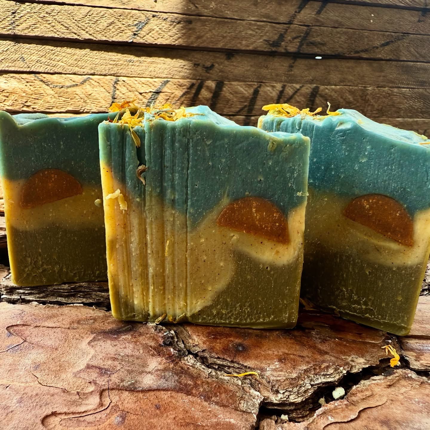 MOUNTAIN VIBES - SPECIALTY SOAP BAR
