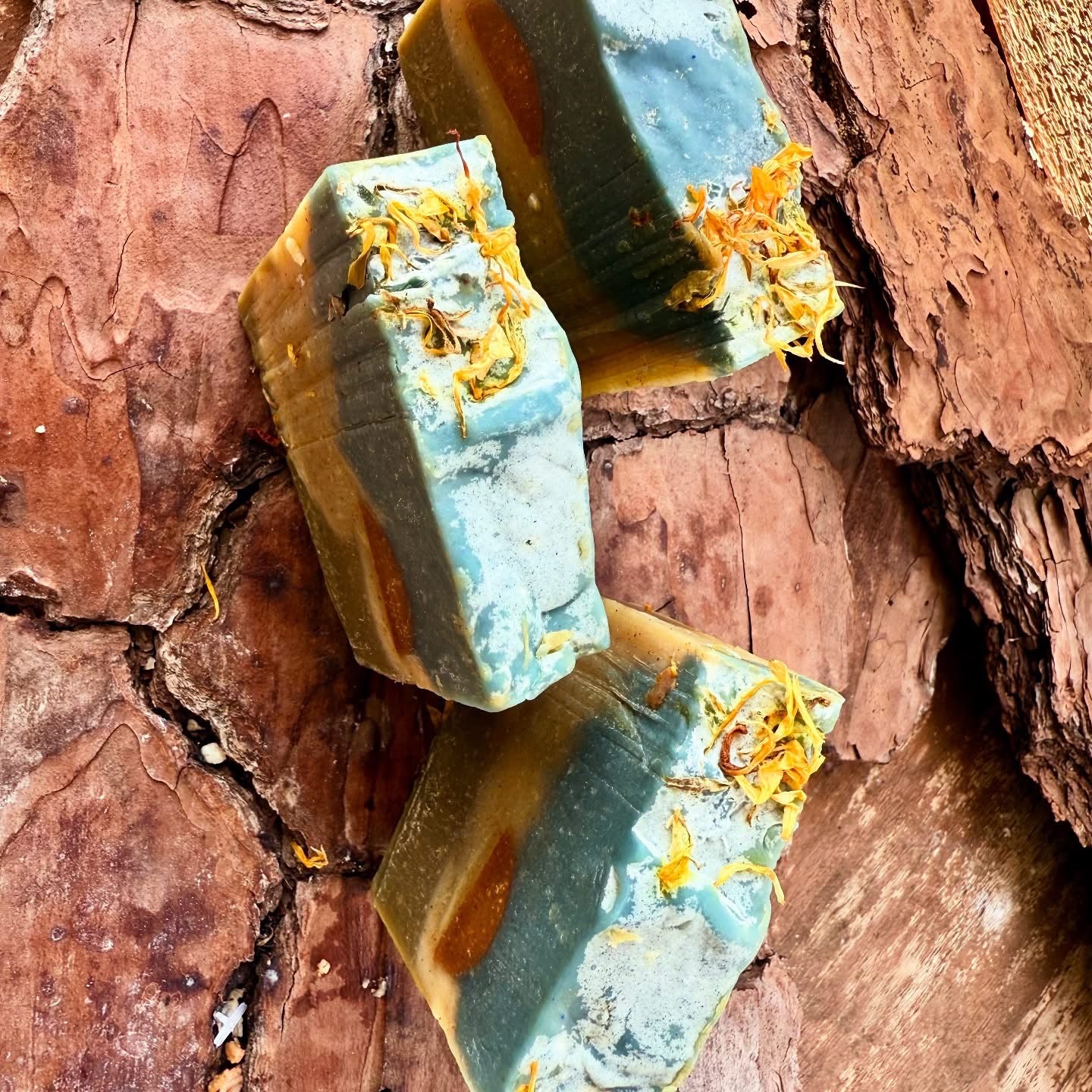 MOUNTAIN VIBES - SPECIALTY SOAP BAR